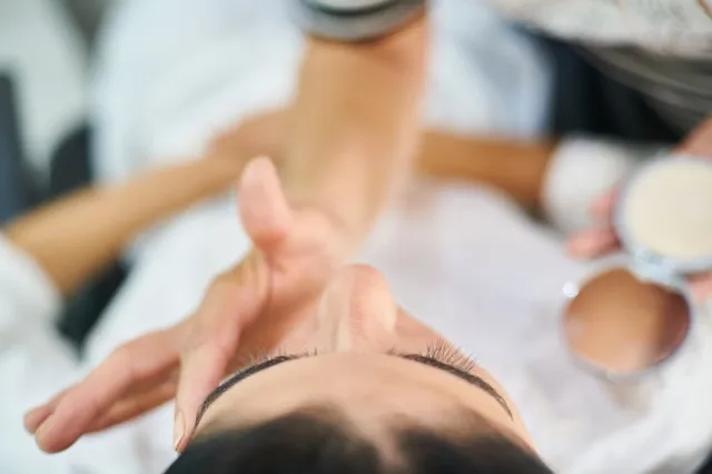 Jak działa kolagen i jakie są sposoby na jego uzupełnienie?