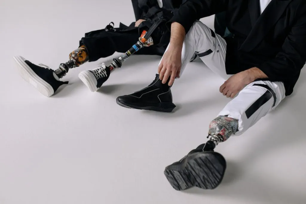 Ile kosztuje proteza nogi?